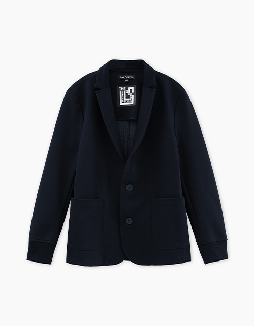 Вид спереди