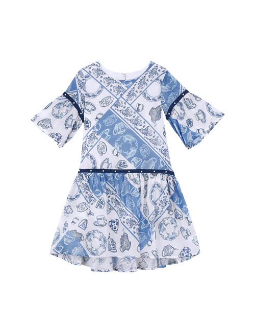 Вид спереди