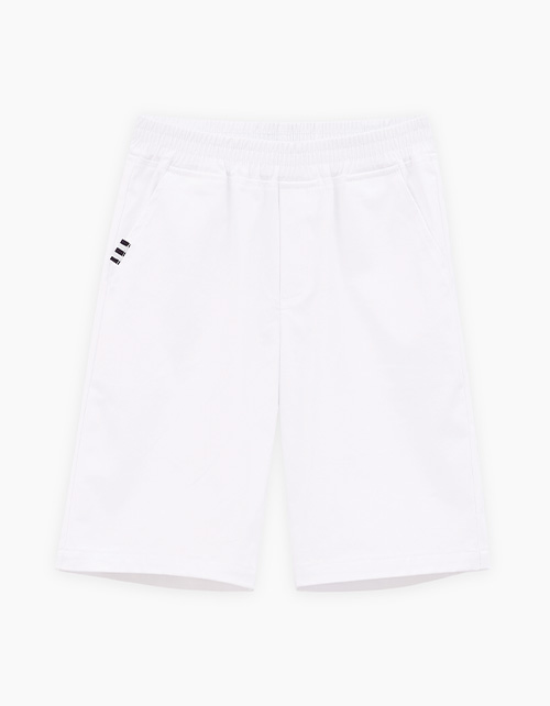 Вид спереди