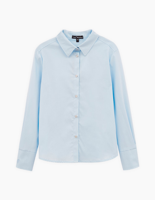 Вид спереди