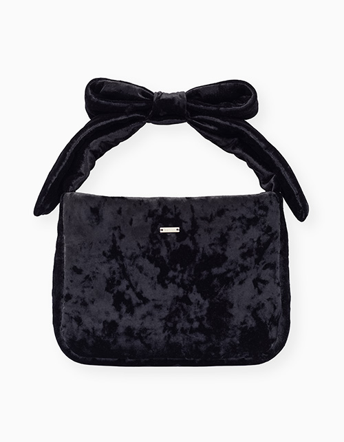 Вид спереди