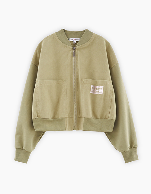 Вид спереди