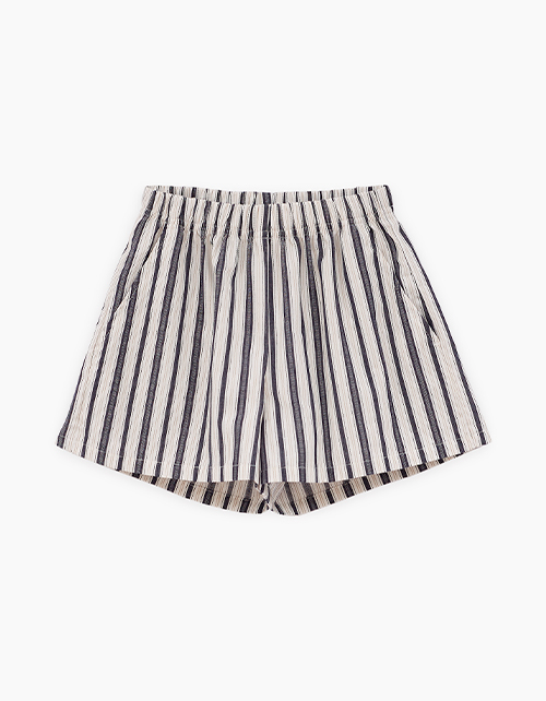 Вид спереди