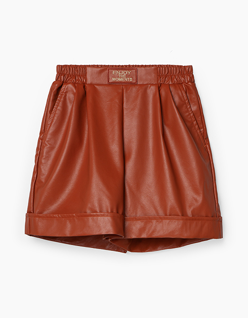 Вид спереди