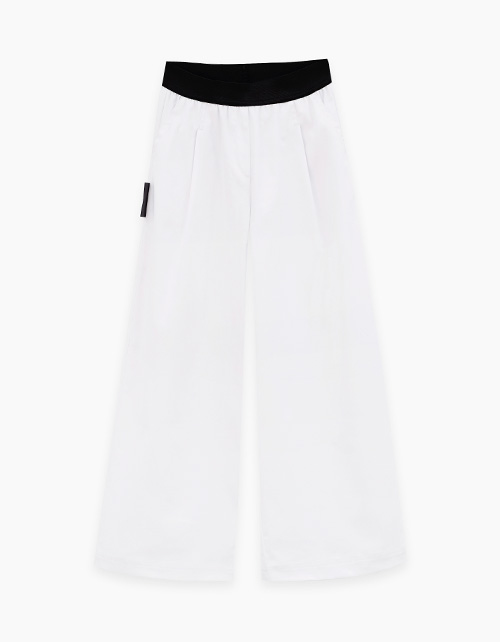 Вид спереди