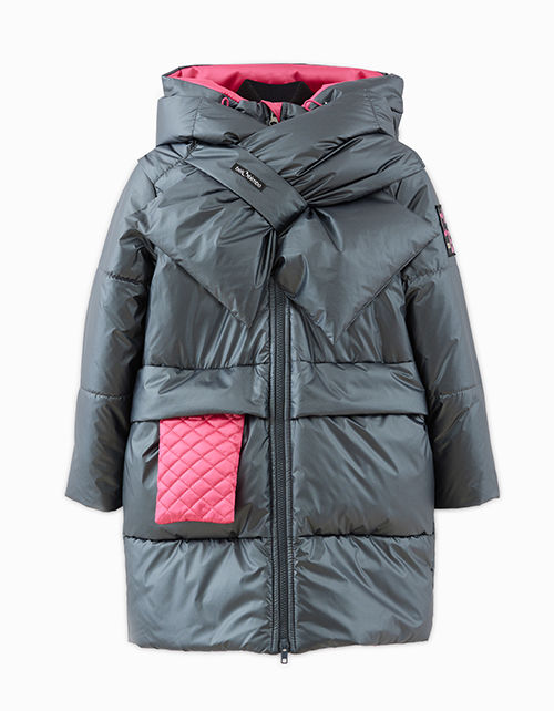 Вид спереди