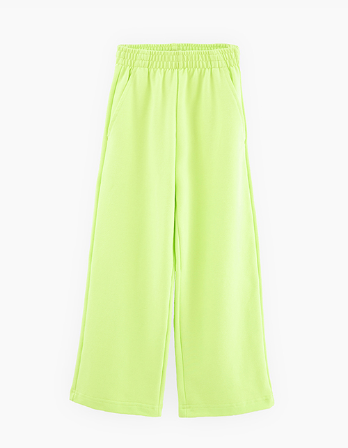 Вид спереди