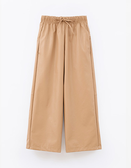 Вид спереди