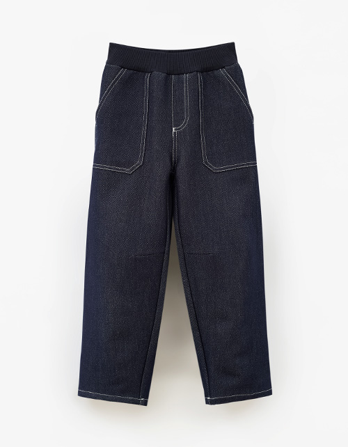 Вид спереди